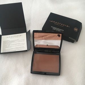 Anastasia powder bronzer in shade Tawny